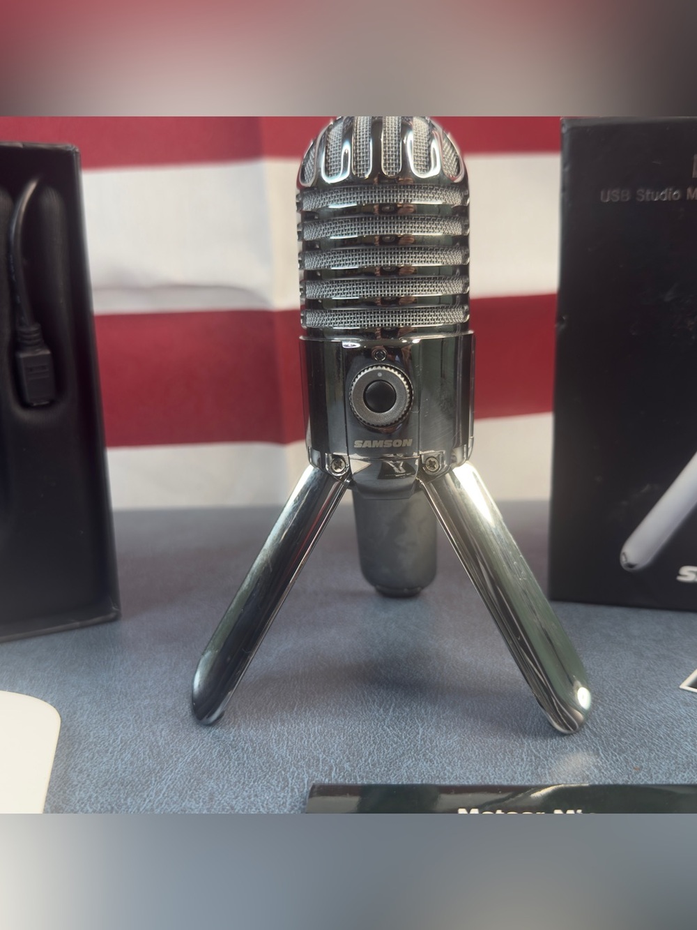 Samson Meteor Mic USB Studio Condenser Microphone Titanium Black Box Complete